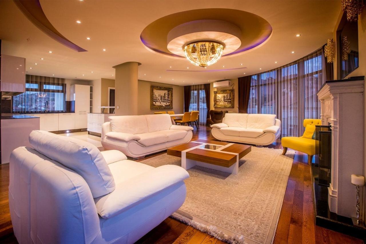 Bentley Apartments Pristina Exterior foto